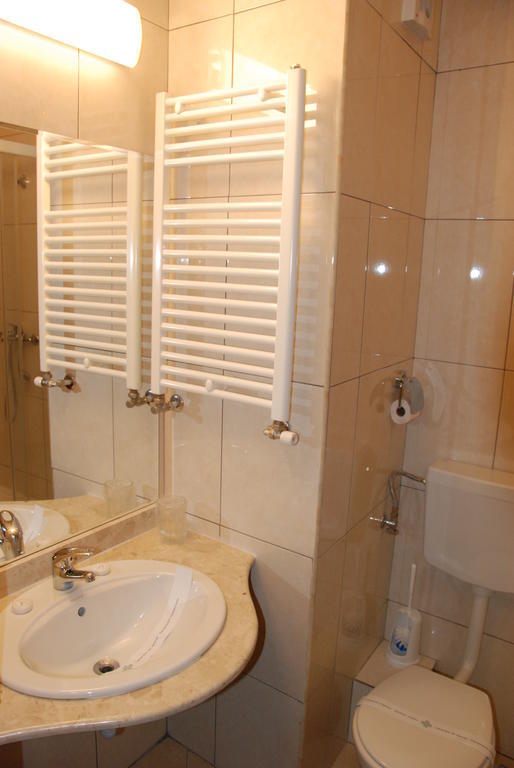 Hotel Deva Extérieur photo